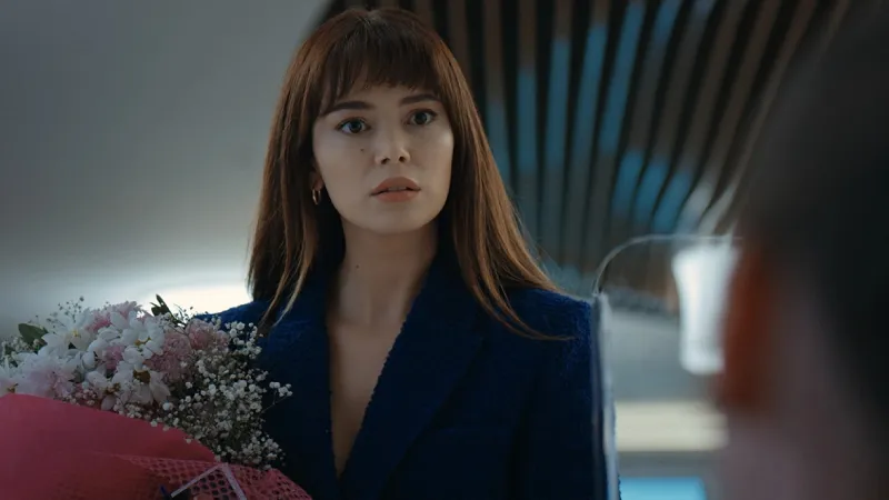 Seray Kaya’dan Kürtçe Şarkı İle Boykot Yanıtı!