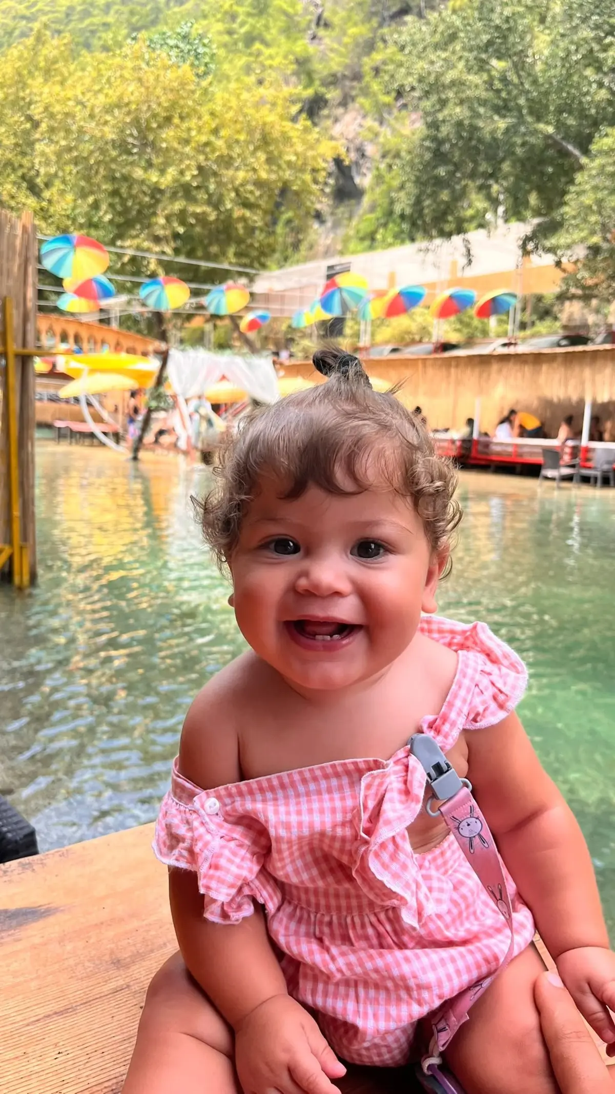 Skandal iddialar: Gökçe bebek diş ateşi nedeniyle gittiği hastaneden çıkınca hayatını kaybetti 6