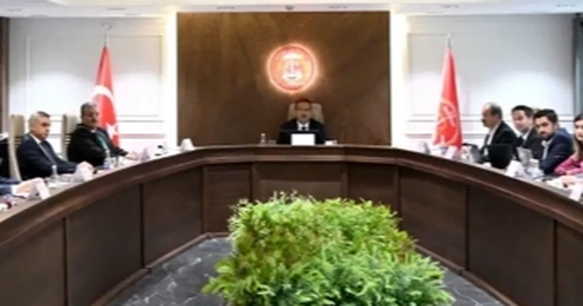 SES: Memur-Sen ve Kamu-Sen’den Şok Çekilme!