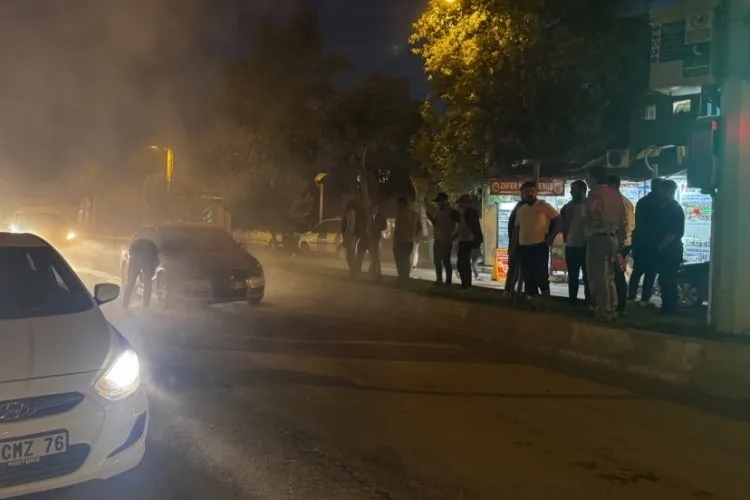 Seyir Halindeki Araç Alev Alev Yandı!