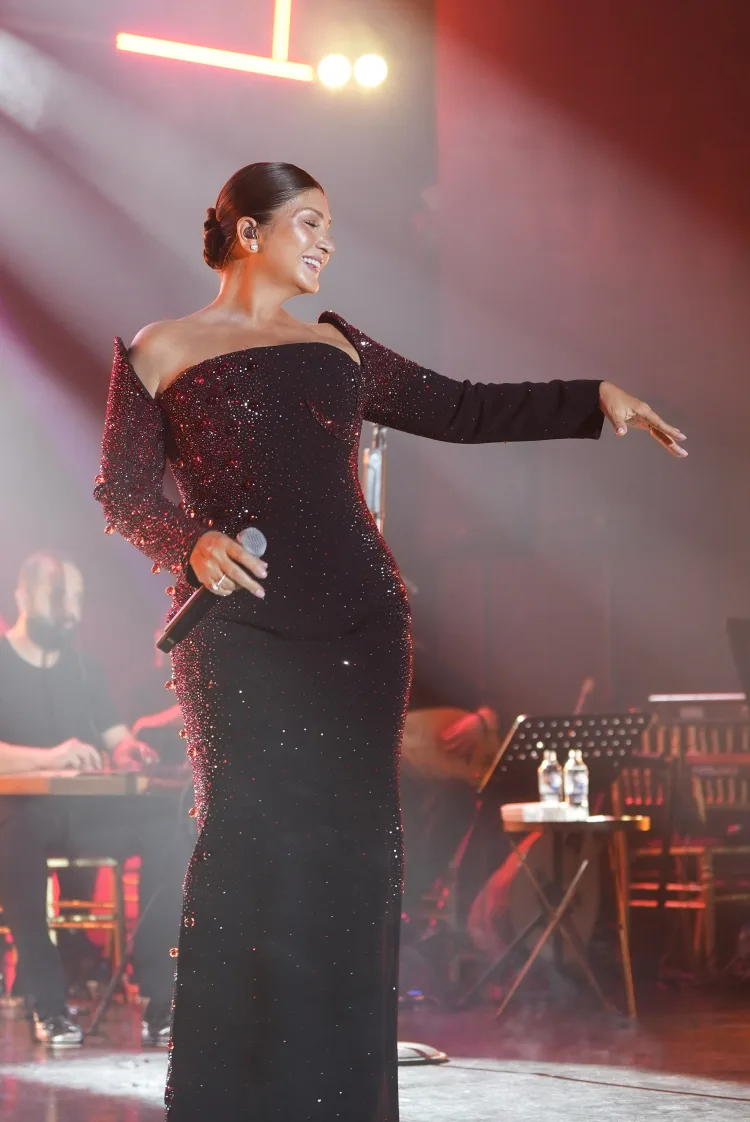 Sibel Can’dan Harbiye’de Unutulmaz Gece!