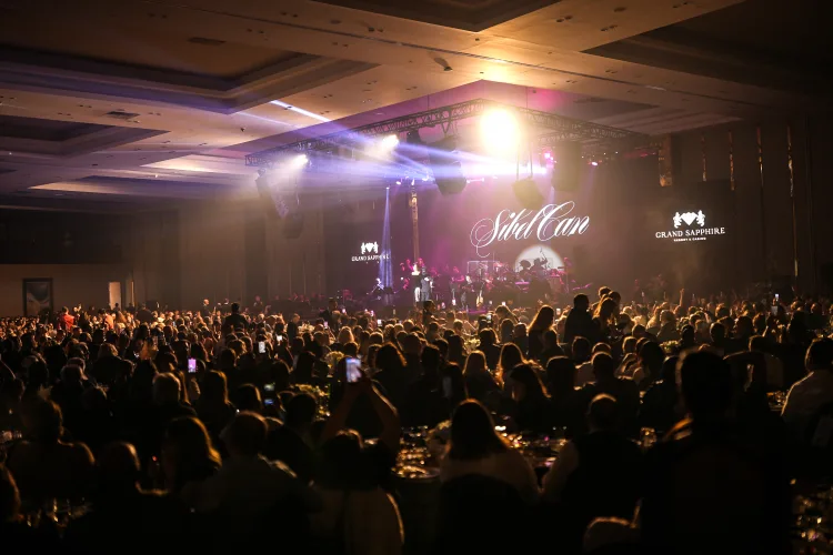 Sibel Can’dan Sevgililer Günü’nde Büyüleyici Konser!