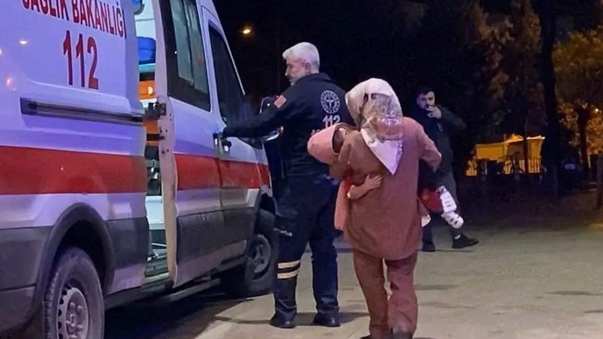 Şifonyer Devrildi, 3 Yaşındaki Kız Hastaneye Kaldırıldı!
