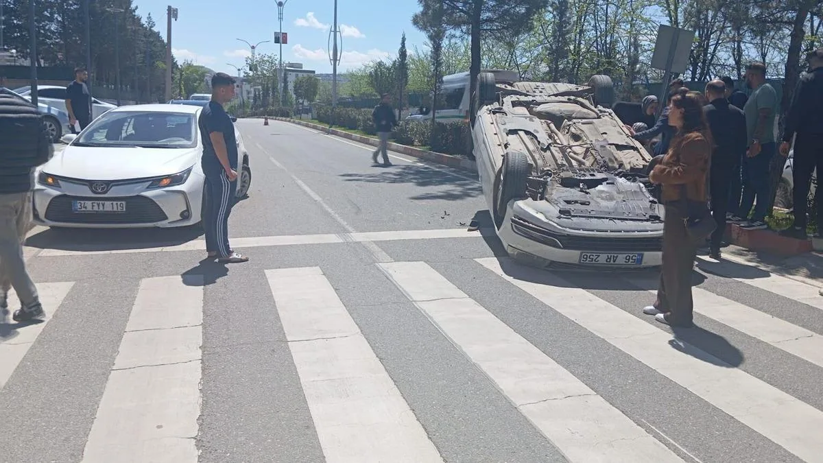 Siirt’te Otomobil Kazası: İki Yaralı!