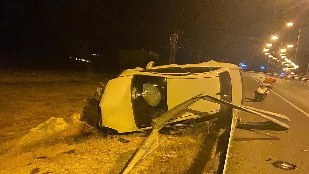 Siirt’te Takla Atan Araçta Sürücü Sağ Kaldı