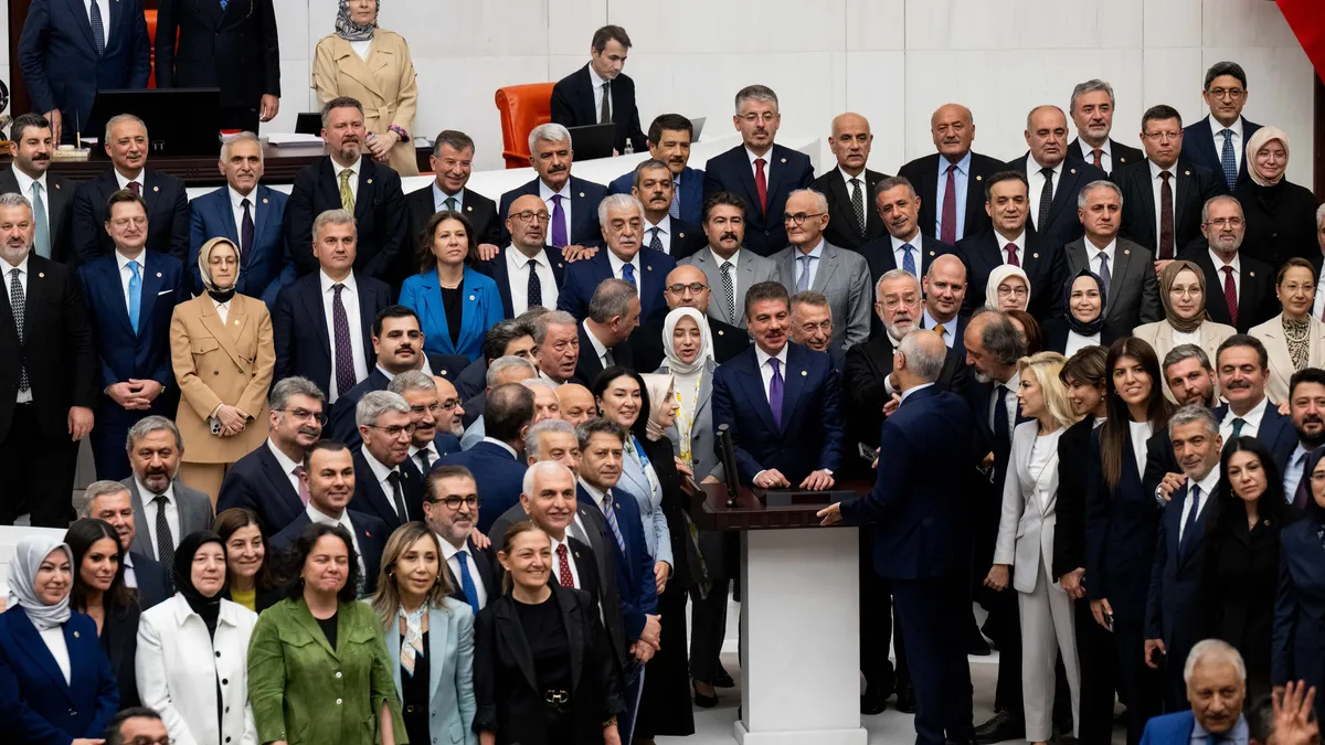 Silahlar Toplanıyor, MİT Sahaya İniyor!