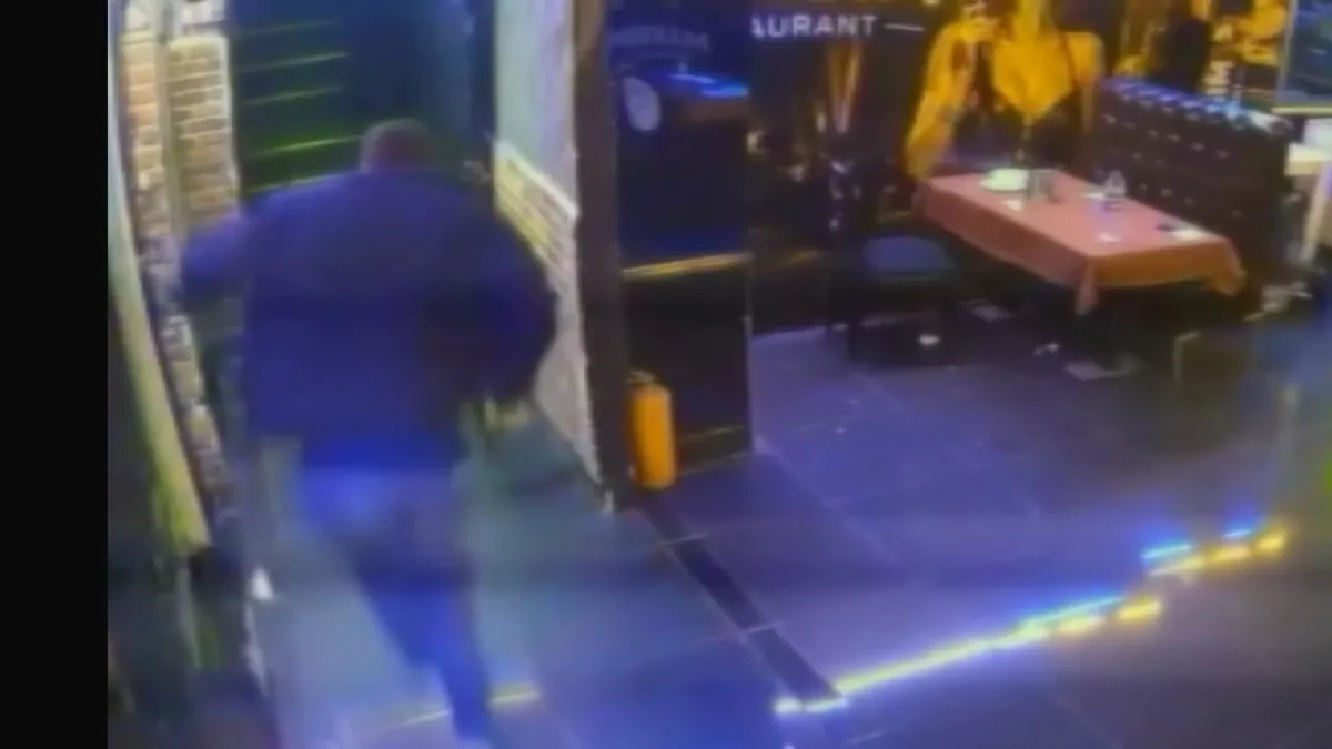 Silahlı Çatışmada Polis ve Bir Sivil Hayatını Kaybetti