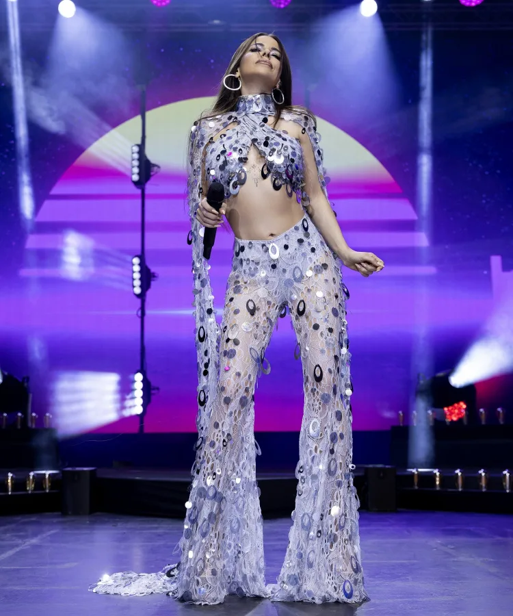 Simge, Harbiye’de Unutulmaz Bir Konser Verdi!