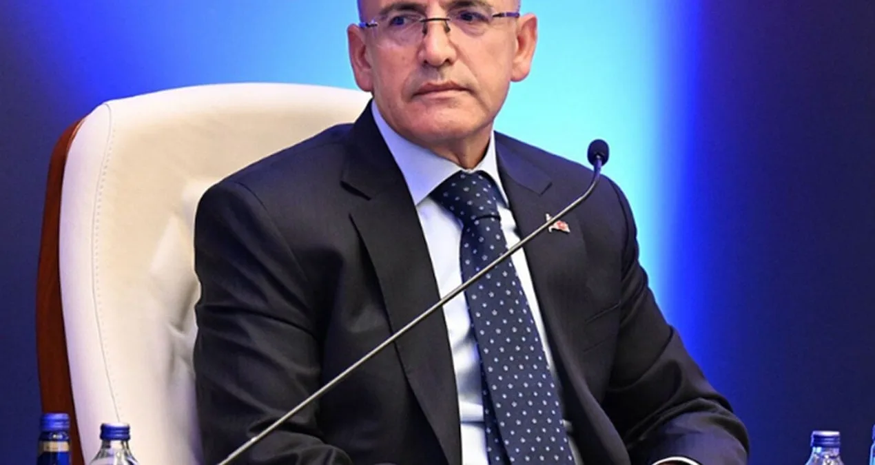 Şimşek, Hong Kong’da Yatırımcılarla Buluşuyor!