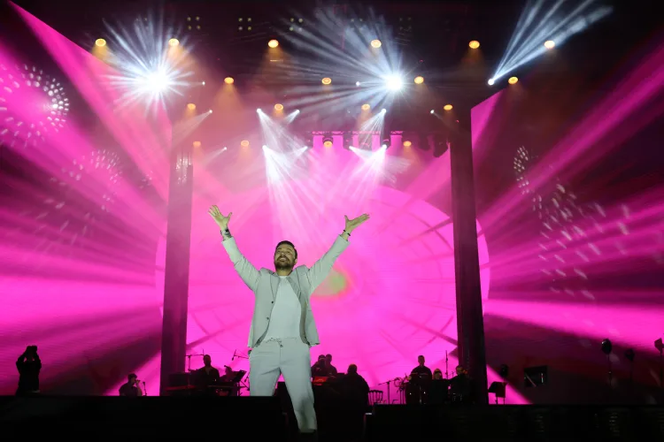 Sinan Akçıl, Eskişehir Festivali’nde Coşku Yaratıyor!
