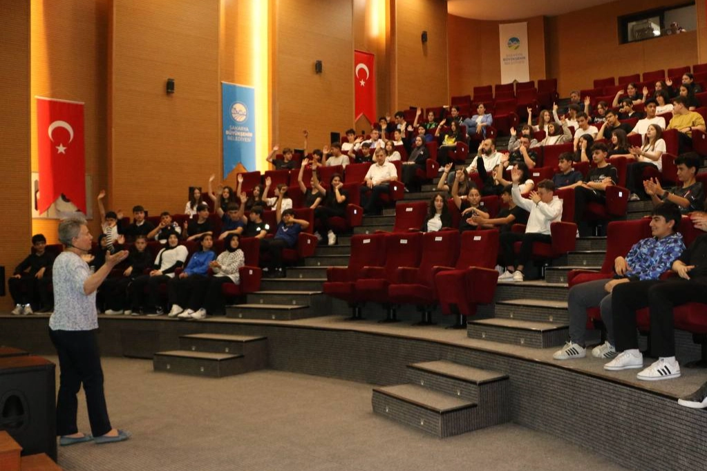 Sınav Stresiyle Başa Çıkmanın Yolları Semineri