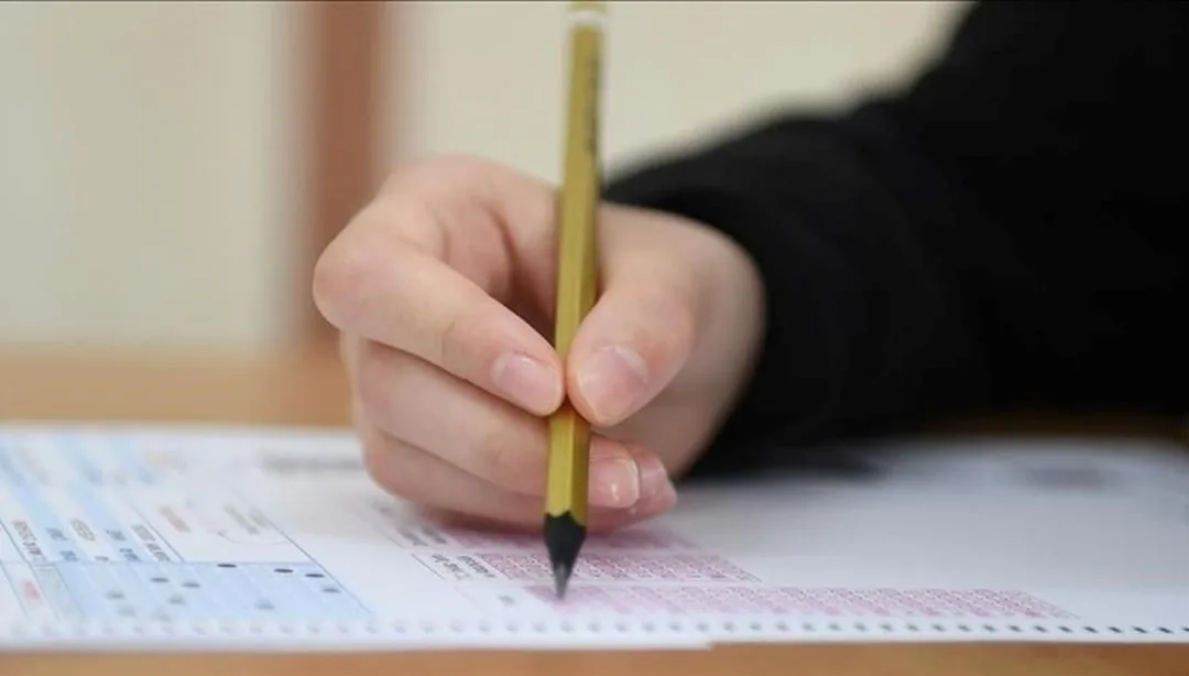 Sınavda Kitapçık Skandalı: Veliler Suç Duyurusunda!