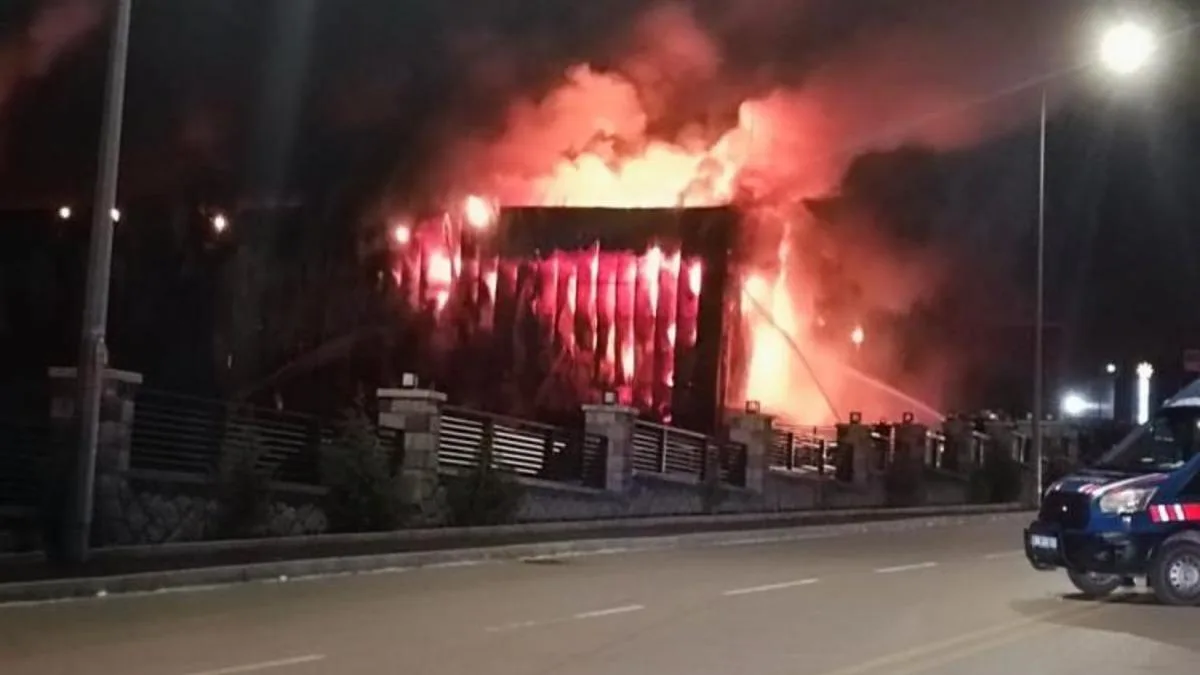 Sincan’da İlaç Fabrikasında Büyük Yangın!