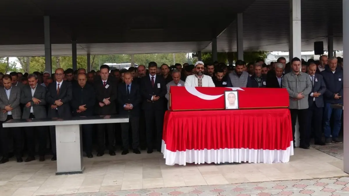 Sivas ta  fiberglas  faciası! İkinci polisten de acı haber 4