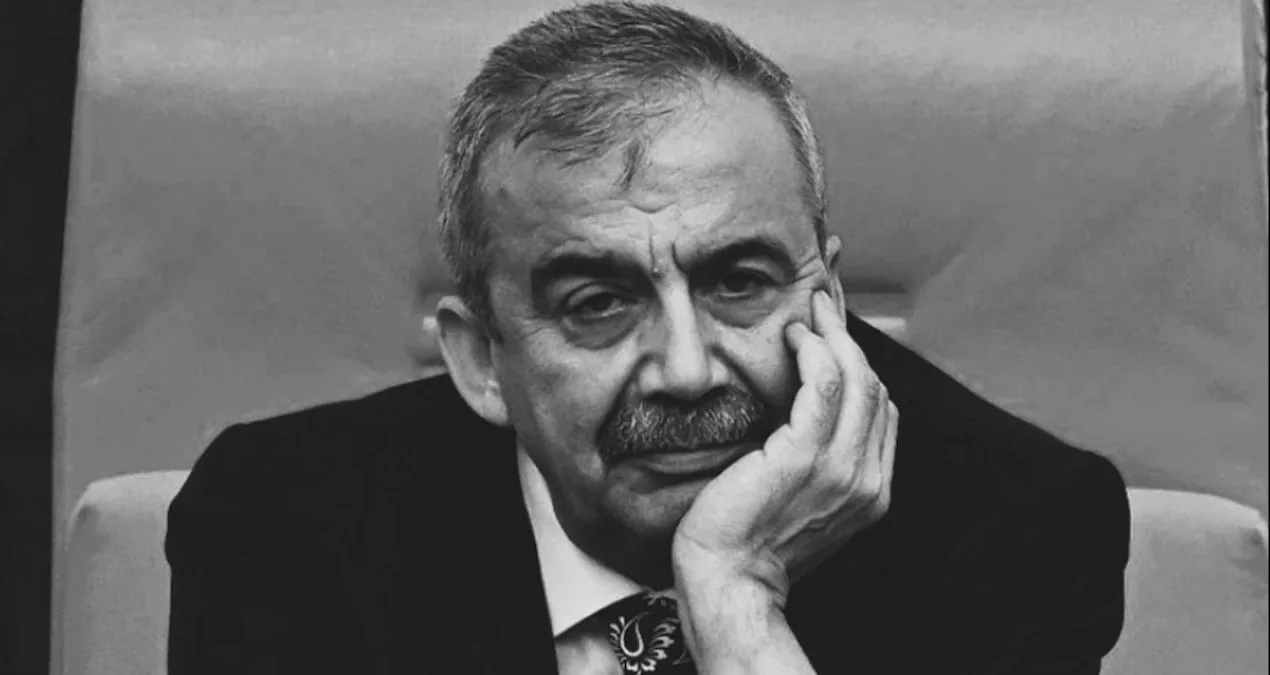Sırrı Süreyya Önder Hayatını Kaybetti!