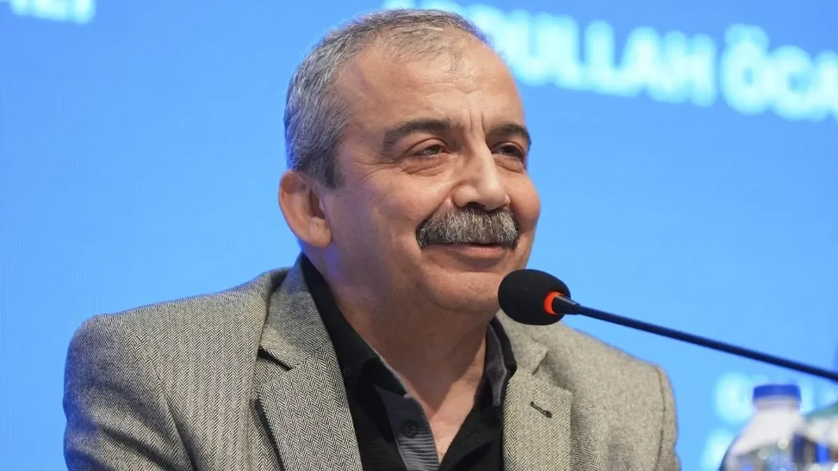 Sırrı Süreyya Önder’in Cenazesi Hastaneden Alındı