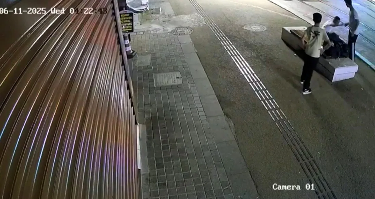 Sırt Çantasındaki Gasp: Gençten Kan donduran Saldırı!
