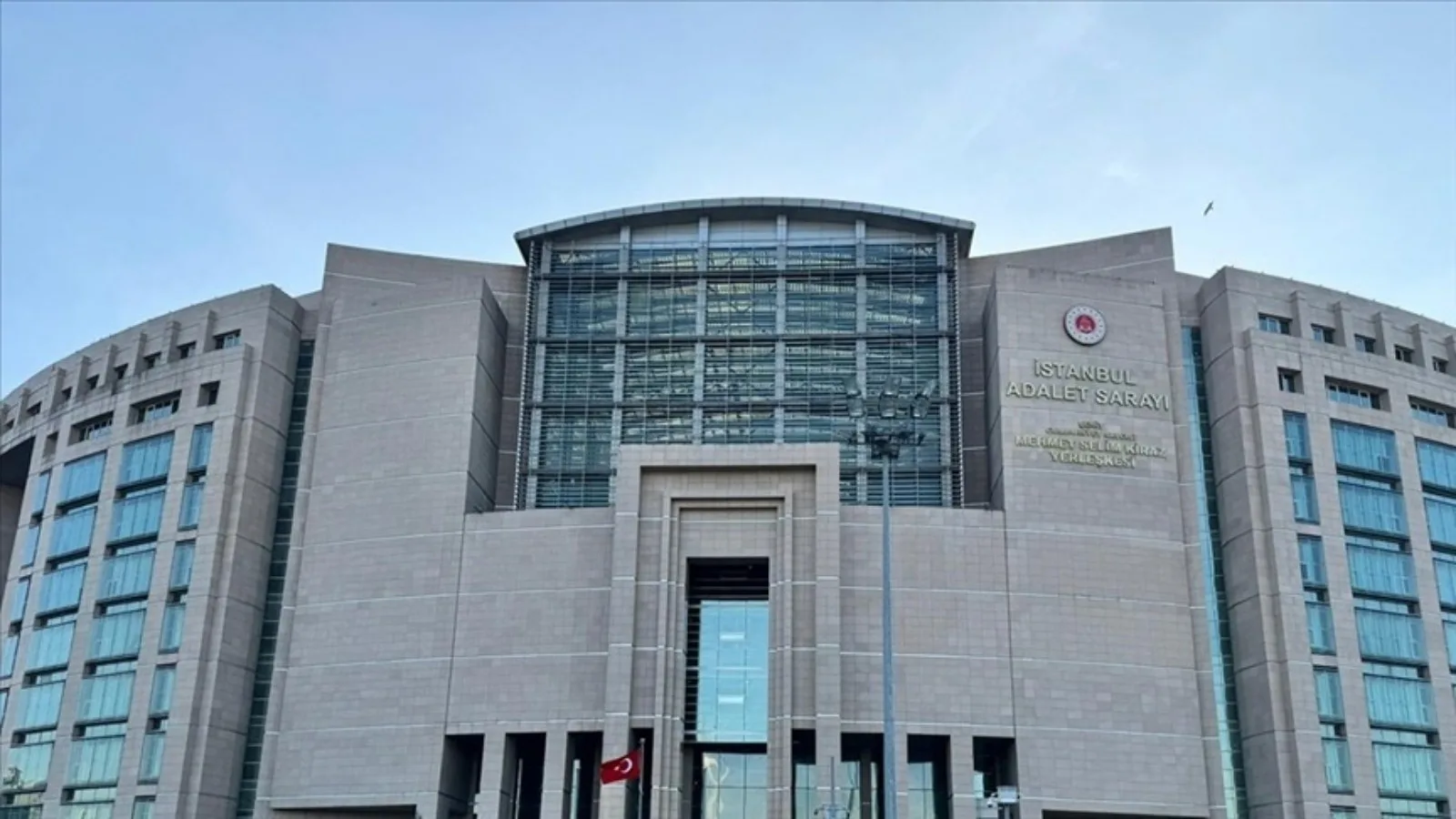 Şişli Belediye Başkanı İki Suçtan Tutuklandı!