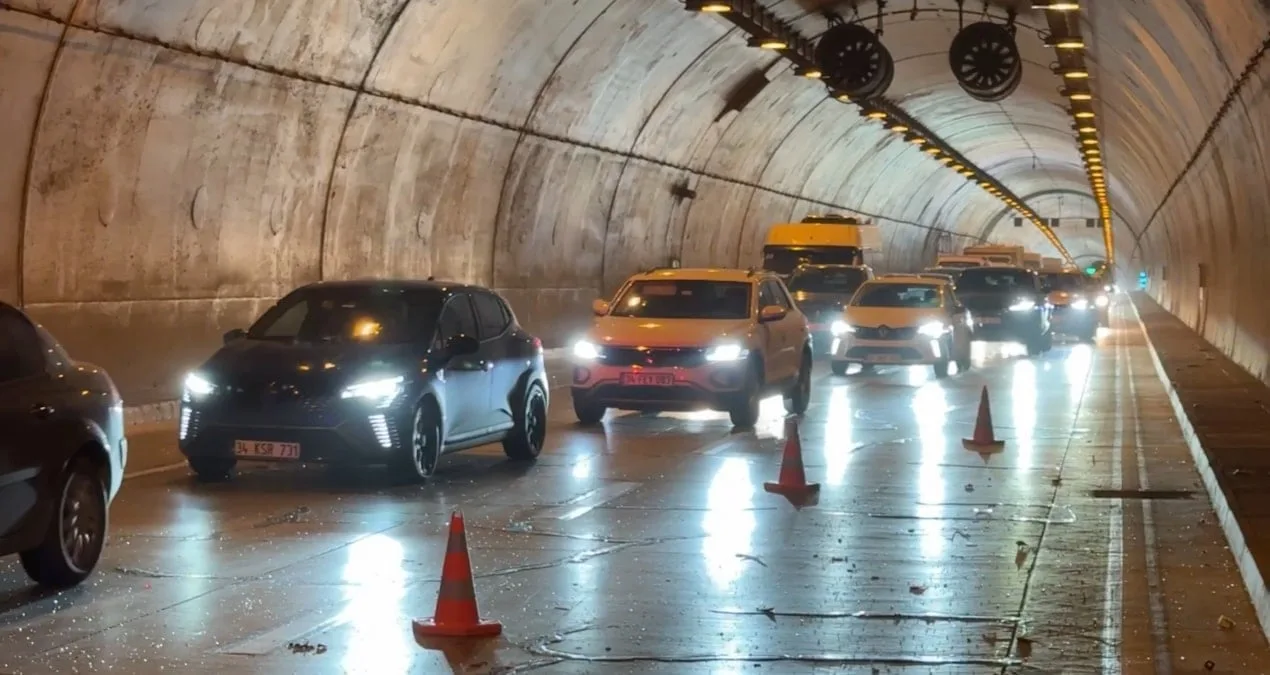 Şişli’de Motosiklet Kazası: Sürücü Ağır Yaralı
