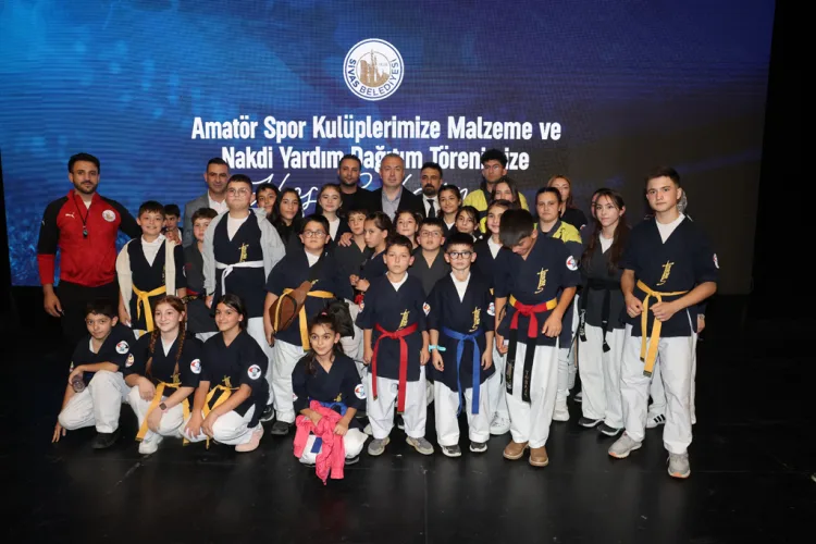 Sivas’tan Amatör Spor Kulüplerine 4 Milyon TL Destek!