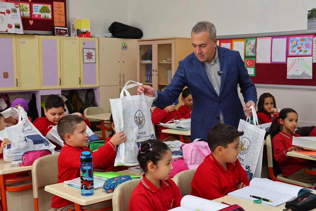 Sivas’tan Öğrencilere 1.500 TL Kırtasiye Desteği!