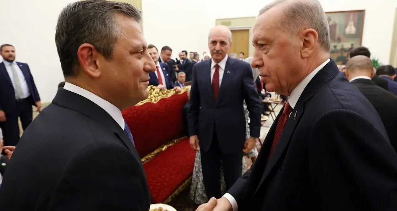 Siyasetçilerin Eşlerinin Eğitim Geçmişi Merak Ediliyor