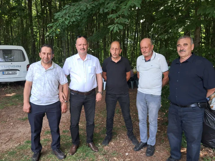 Siyasi Ayrılıkları Aşan Birliktelik Örneği