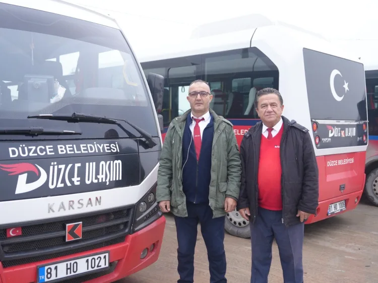 Şoförlerden Kahramanlık: Yolcular Hastaneye Ulaştırıldı