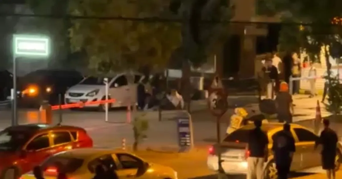 Sokak Ortasında Saldırı: Yaralı Hastaneye Kaldırıldı!