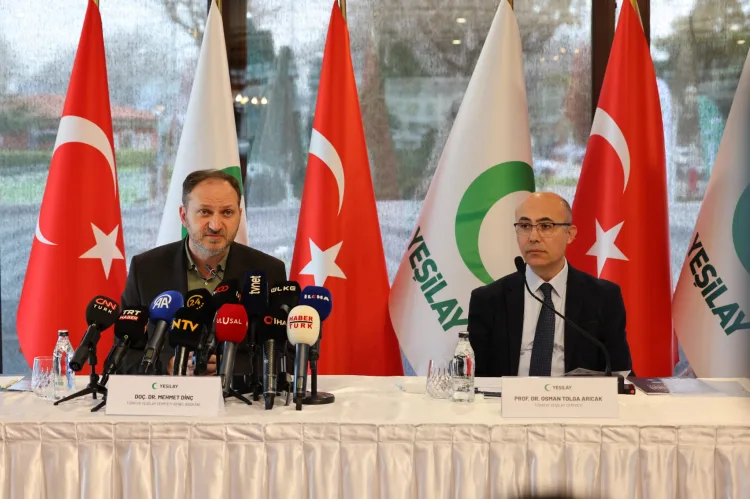 Sosyal Medya Bağımlılığı: Gençler İçin Tehdit!
