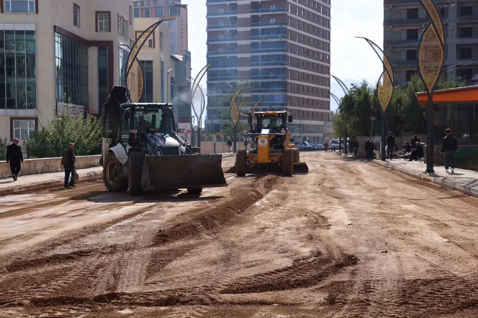 SSK Caddesi’nde Asfalt Yenileme Çalışmaları Sona Yaklaşıyor