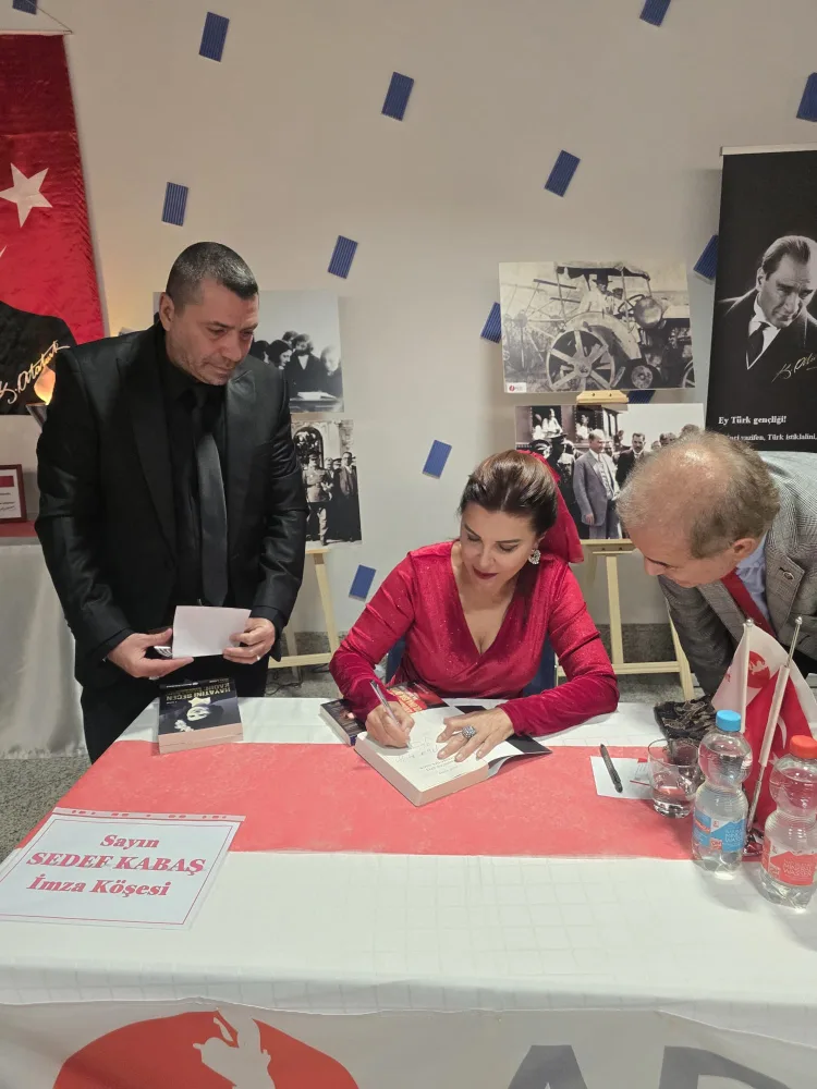 Stuttgart’ta Coşkulu Cumhuriyet Bayramı Kutlandı