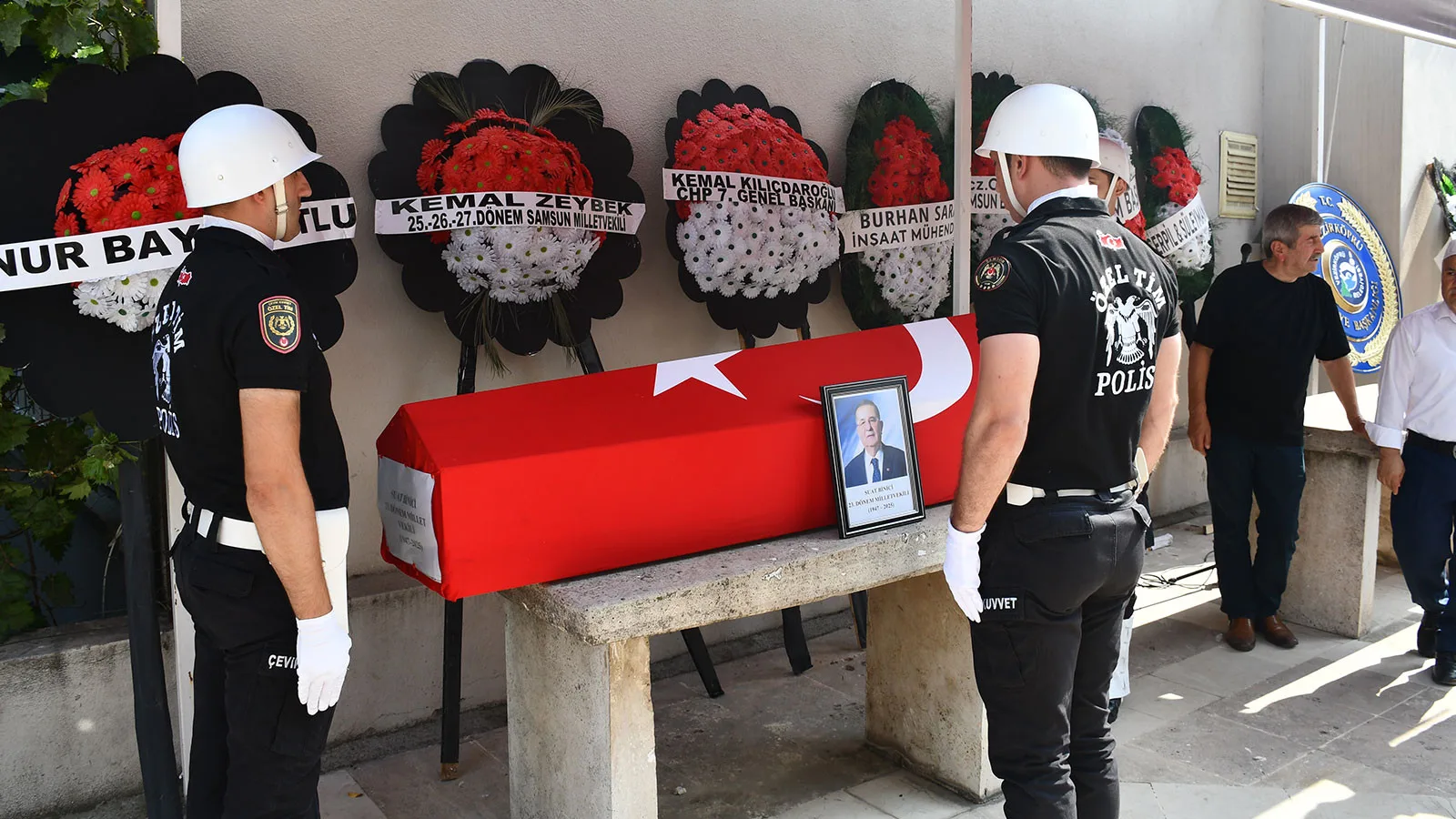 Suat Binici Son Yolculuğuna Uğurlandı