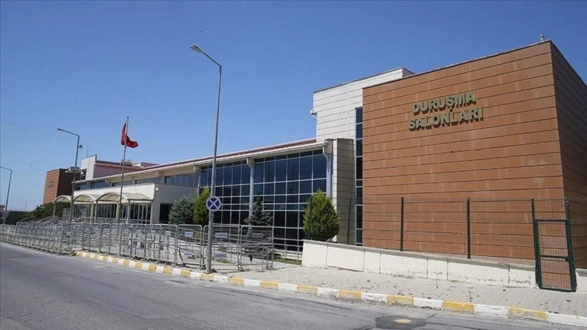 Suç Örgütü Davasında 17 Sanık Tutuklu Kaldı