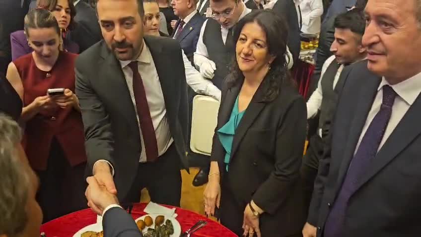 Süleyman’ın Mührü: Siyasi Metaforlar ve Tartışmalar