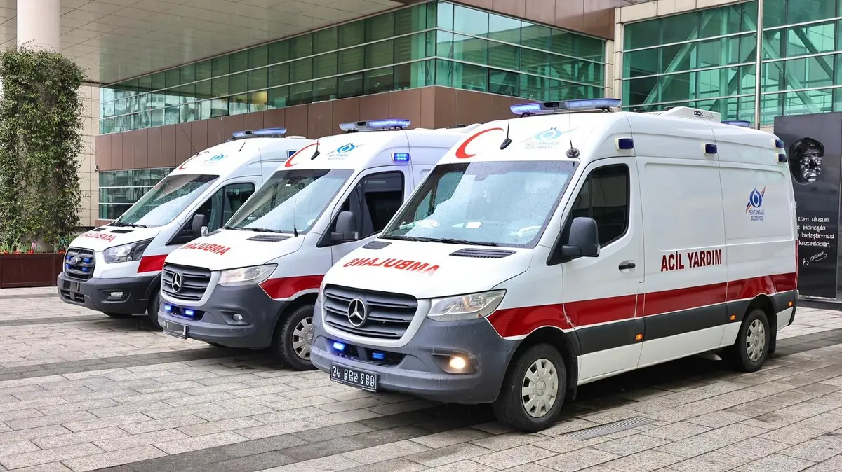 Sultangazi Belediyesi nden hasta ve hasta yakınlarına nakil ambulansları hizmeti 2