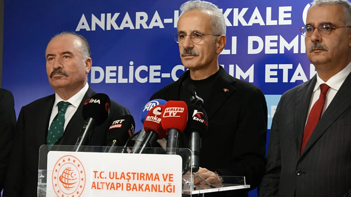 Süper Hızlı Tren Müjdesi: Ankara-İstanbul 80 Dakika!