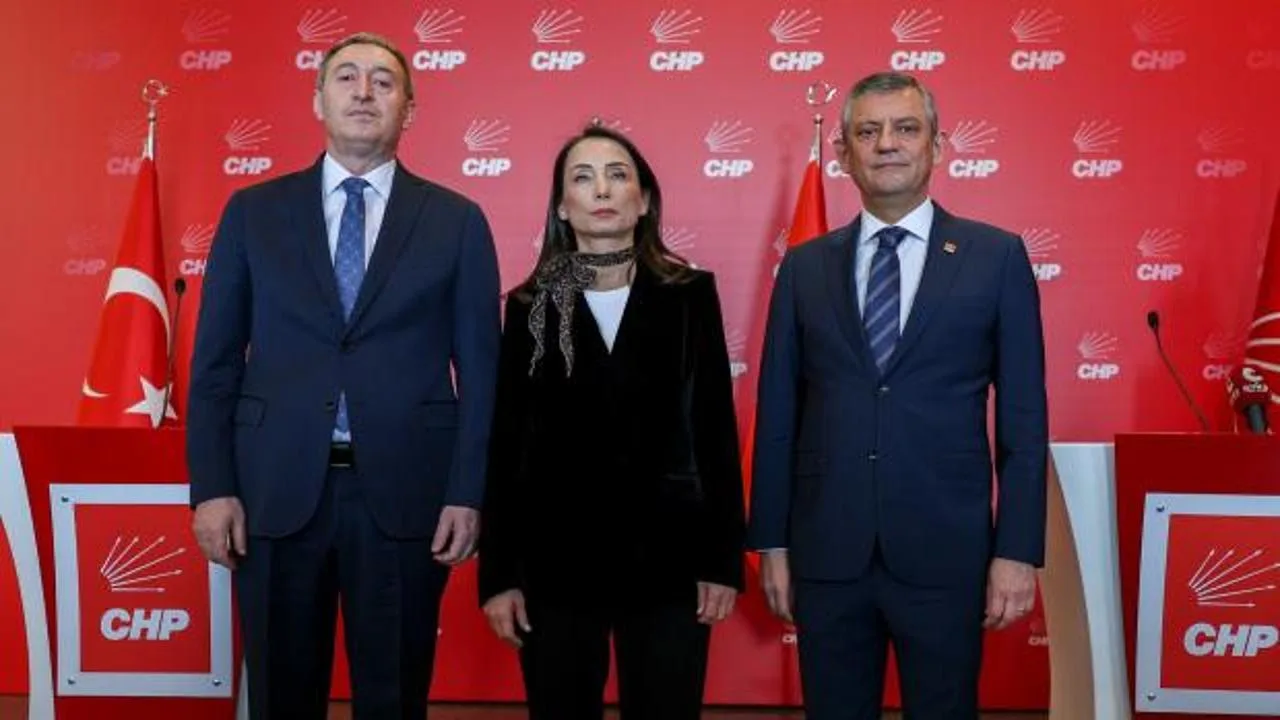 Suriye’de YPG’nin Çekilmesi, Özgür Özel Eleştiriyor!