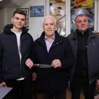 Tahanlı pide ve çaylar Başkan Bozbey'den Tahanlı pide ve çaylar Başkan Bozbey'den