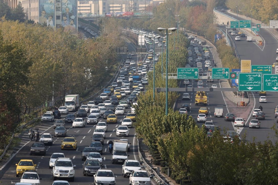 Tahran’a Dönüşte Trafik Yoğunluğu Artıyor!