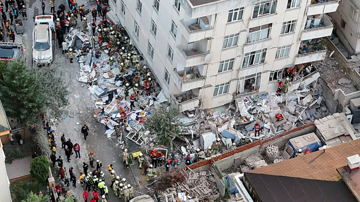 Takoz Siyaseti: Ülkeye Facia Getiren Seçimler