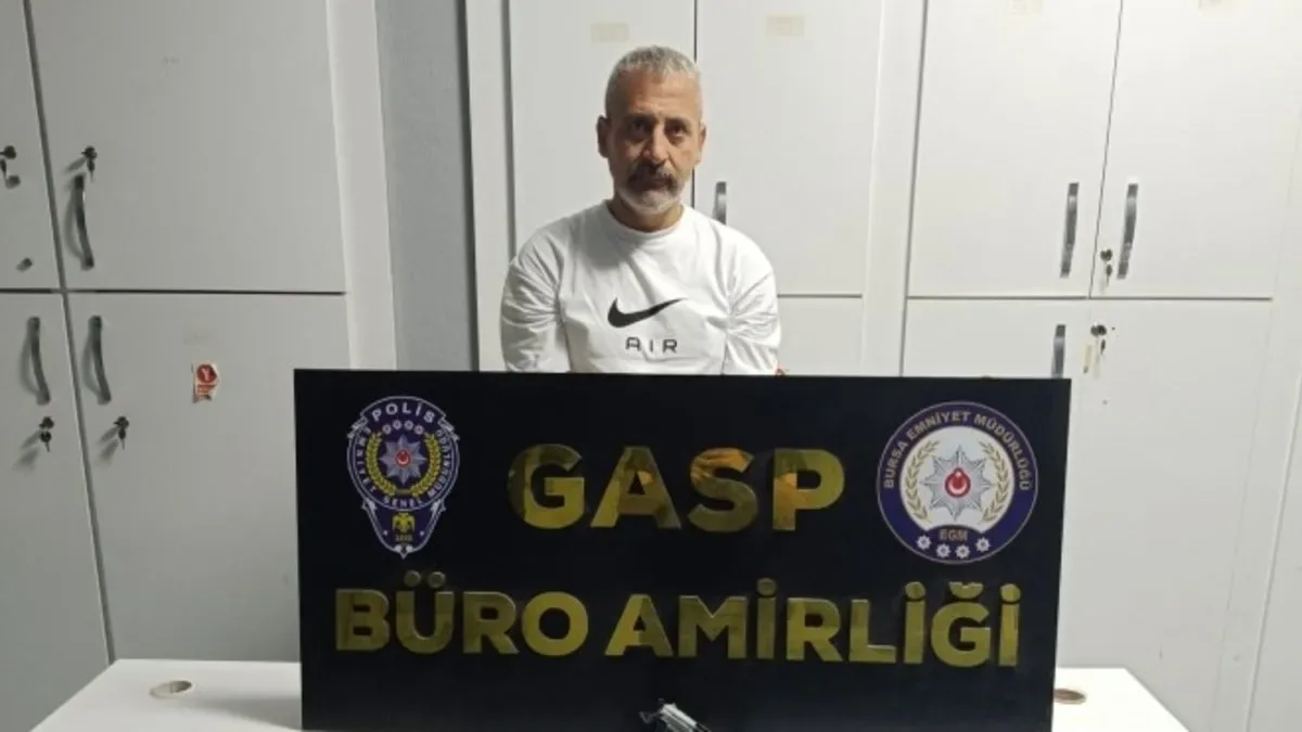 Taksiciyi Silahla Gasp Eden Zanlı Yakalandı!