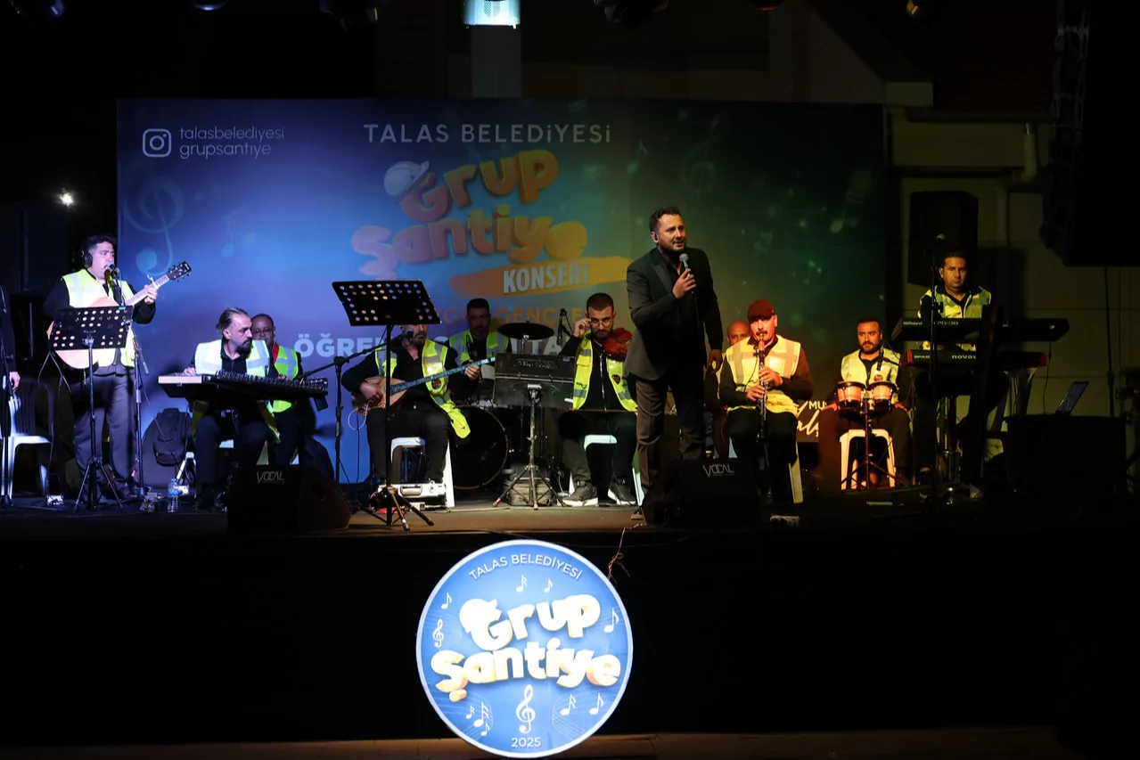 Talas’ta Grup Şantiye’den Öğrencilere Konser!