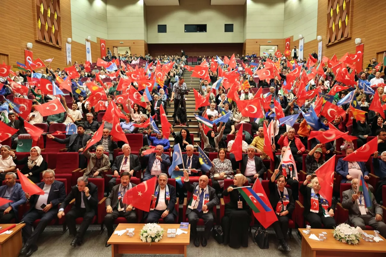 Talas’ta Türk Dünyası Şair ve Yazarlar Buluşması