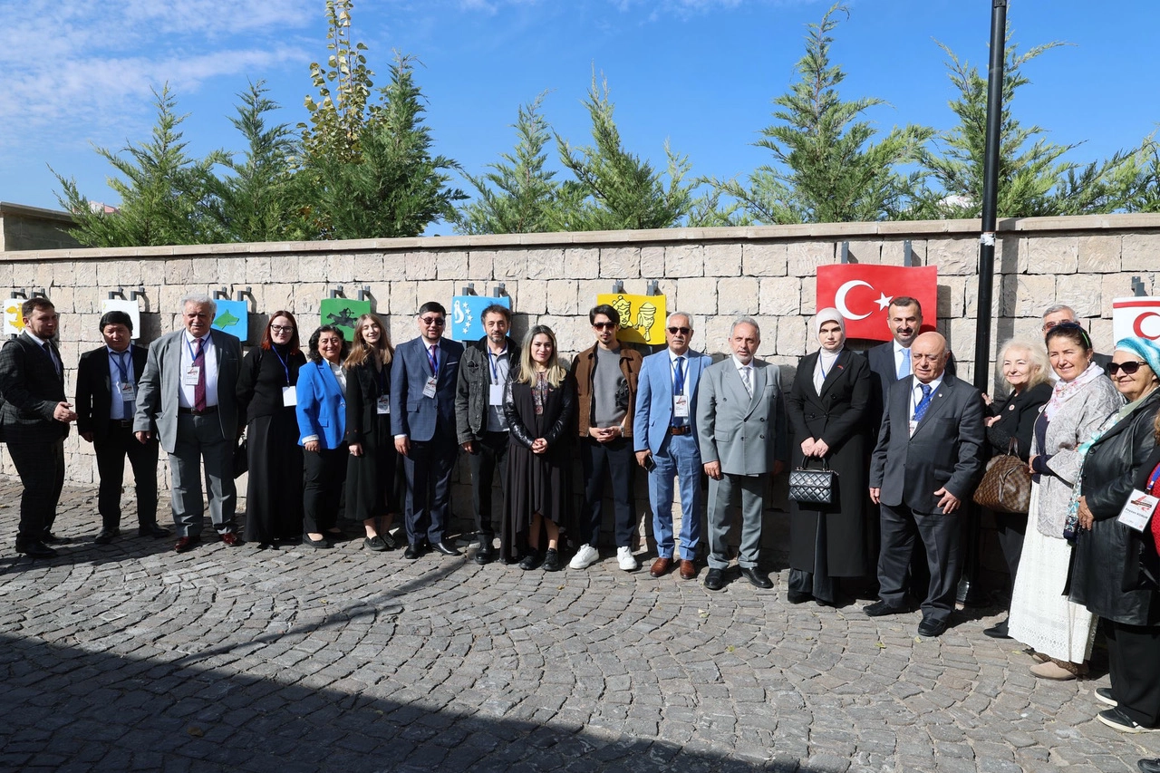 Talas’ta Türk Dünyası Yazarları Buluştu!