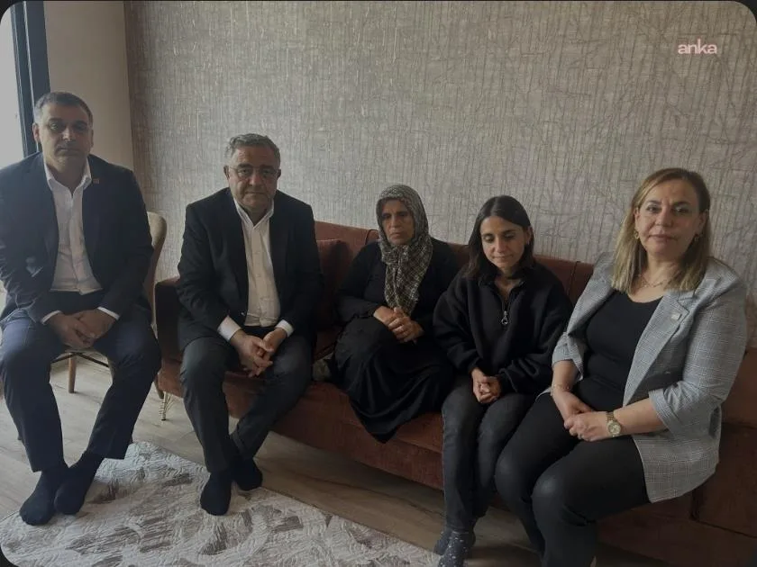 Tanrıkulu’ndan Anneler Günü’nde Adalet Vurgusu