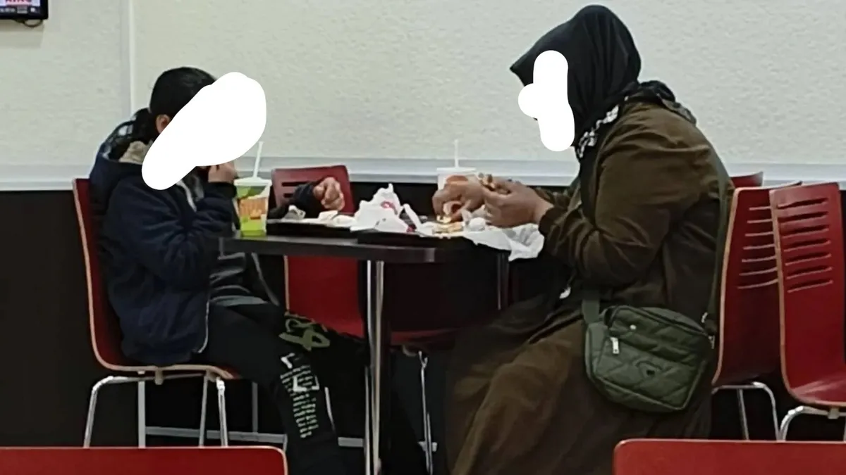 Tarabya’da Restoranın İnsafsız Ayrımcılığı!