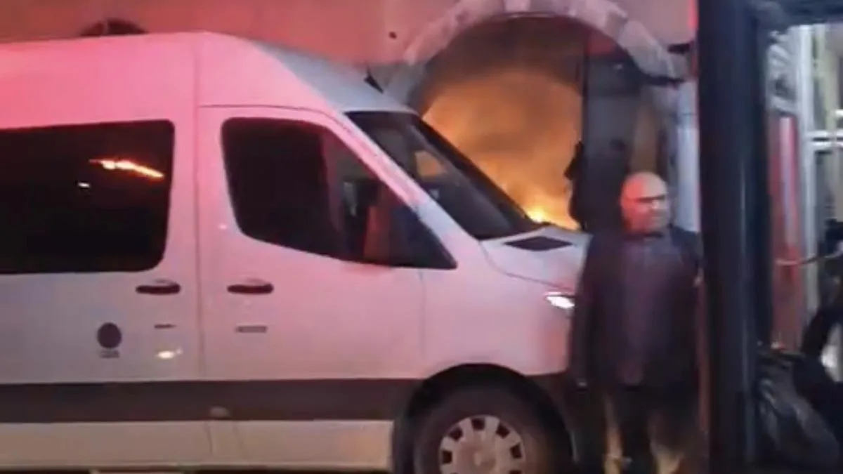 Tarihi Binada Yangın: Maddi Hasar Oluştu!