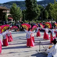 1783786230<em>915</em>Tarihi-Hanlar-Bolgesinde-halk-danslari-soleni.jpeg