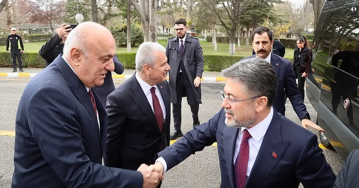 Tarımda Kuraklık Sorunu: Bakan Yumaklı Açıklamalarda Bulundu